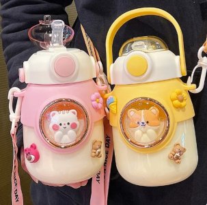 Kızlar İçin Sevimli Su Şişesi